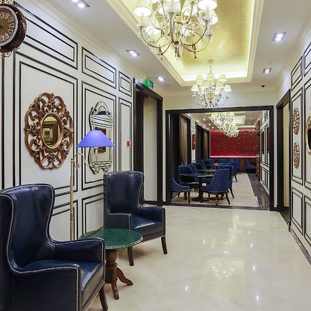 埃里温金宫酒店 耶烈万 外观 照片